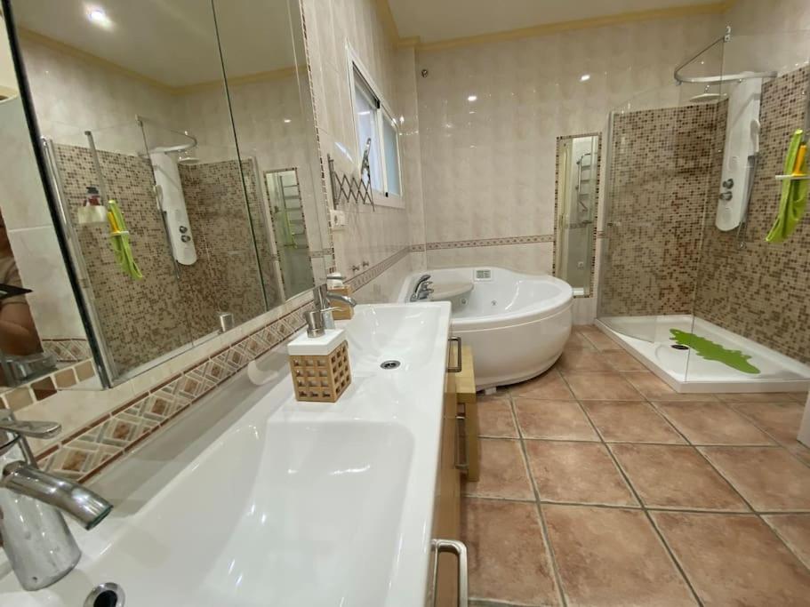 Espectacular Atico Duplex Con 2 Terrazas & Piscina Villa Malaga Ngoại thất bức ảnh
